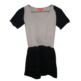 Manoush Kleid aus Baumwolle Elfenbein und Schwarz