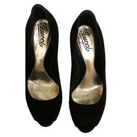 Gucci Sofia Plateau Sandalen mit Absatz schwarzes Wildleder