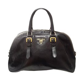 Borsa a mano Prada in pelle nera