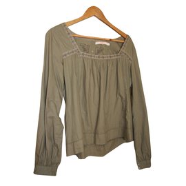 Blusa bordada Virginie Castaway verde pastel