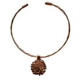 Collier Yves Saint Laurent Siglé Entrelacé Doré Acier