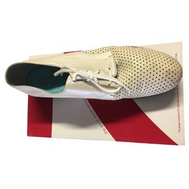 Sapatos Derby de couro creme - Autre Marque
