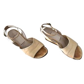 Sandali con tacco a zeppa Fausto Santini in pelle beige