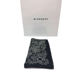 Sciarpa quadrata Givenchy motivo bandana bianco e nero cotone