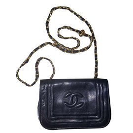 Borsa a mano Chanel in pelle nera