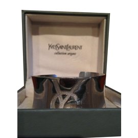Bracelet manchette en argent Yves Saint Laurent