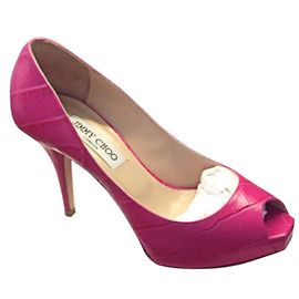 Jimmy Choo Mock Crock Peep Toe Pumps aus Leder Fuschia