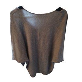 Sandro Pullover aus Wolle und Kaschmir grau schwarz