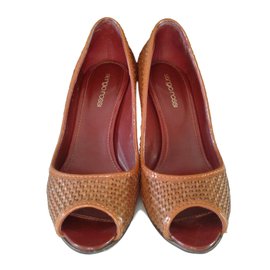 Décolleté Sergio Rossi in pelle beige taglia 39