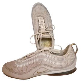 Baskets Nike en cuir blanc 38 EU