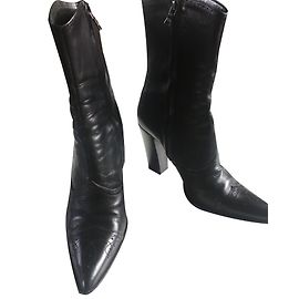 Stivaletti Prada in pelle nera con tacco 10 cm