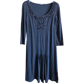 Vestido Weekend Max Mara de mezcla de lana bordado con perlas Gris oscuro