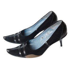 Décolleté Bally Ticara in scamosciato nero