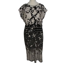 Vestido Tibi con Estampado Floral Negro y Beige