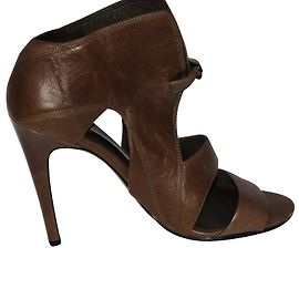 Sandali Ankle Wrap Camilla Skovgaard in pelle castagna