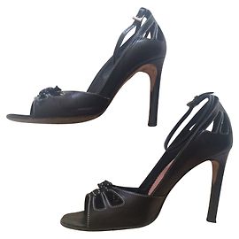 Prada Peeptoes con cuciture a contrasto