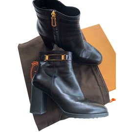 Stivaletti Tod's in pelle nera 38