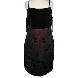 Autre Marque Seidensamt kurzes Abendkleid