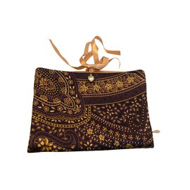 Autre Marque Pochette Lise Charmel Sari in seta oro