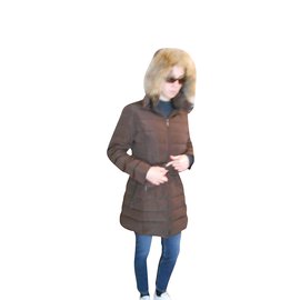Saint James Daunenjacke Braun mit abnehmbarer Kapuze und Fell