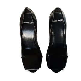 Décolleté Pierre Hardy in vernice nera Taglia 37