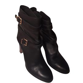 Autre Marque Botas de cano curto em couro preto com tiras salto 9,5 cm Tamanho 40
