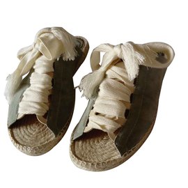 Chloé Sandalen aus blauem Wildleder geschnürt