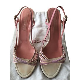 Atemberaubende Escada-Heels