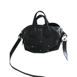 Borsa a mano Givenchy Nightingale in pelle nera