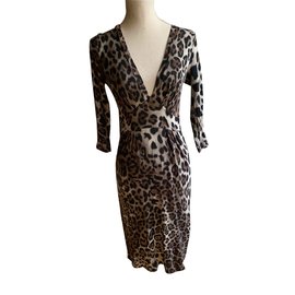 Vestido Zapa con Estampado de Leopardo en Lycra