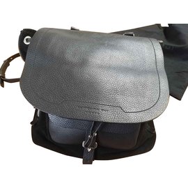 Barbara Bui Handtasche aus schwarzem Leder