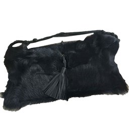 Zadig & Voltaire Rycki Umhängetasche Schwarz Pelz