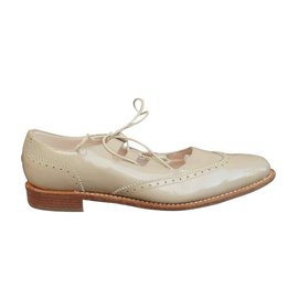 Paraboot Ghillie in pelle verniciata beige