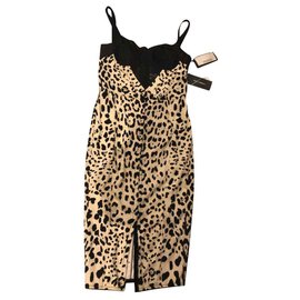 Dolce & Gabbana Kleid aus schwarzer Spitze