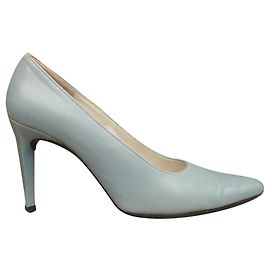 Zapatos de tacón Charles Jourdan de piel gris
