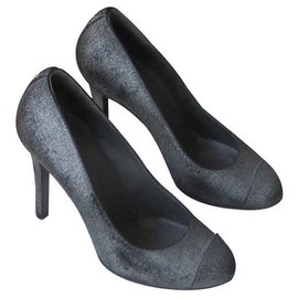 Chanel Pumps Lammfell Samt Silber Schwarz 36