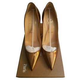 Décolleté Christian Louboutin Pigalle Follies Oro in Vernice