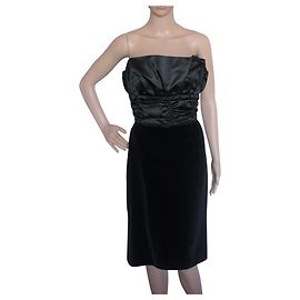 Autre Marque Schwarzes Kleid aus Samt und Satin