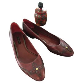 Louis Vuitton Ballerinas aus Leder Dunkelrot