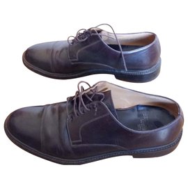 taille 9 (equivalente 42,5) - Autre Marque