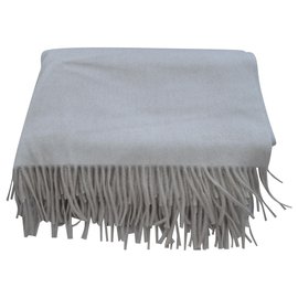 Poncho Hermès de cachemira beige