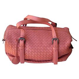 Borsa Bottega Veneta Montaigne in pelle di agnello rosa