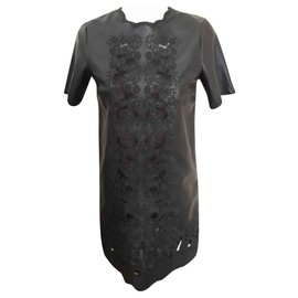 Zara Schwarzes Kleid in Lederoptik mit Stickerei XS