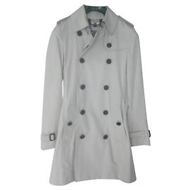 Gabardina Burberry de algodón color crema
