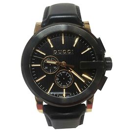 Relógio Gucci G-Chrono de couro preto