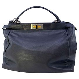 Modello grande Fendi Peekaboo