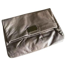 Marc by Marc Jacobs Grande pochette sulla patta