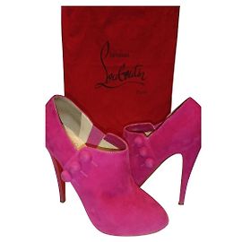 Décolleté Christian Louboutin Fucsia in pelle di cervo 39