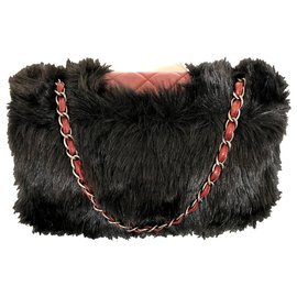 Chanel Paris-Shanghai Timeless Lederhandtasche dunkelrot