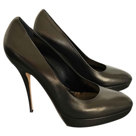 Gucci Sublissime Plateau Pumps aus schwarzem Leder